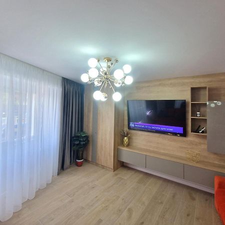 Ultracentral Luxury Apartament Curtea de Argeş Buitenkant foto