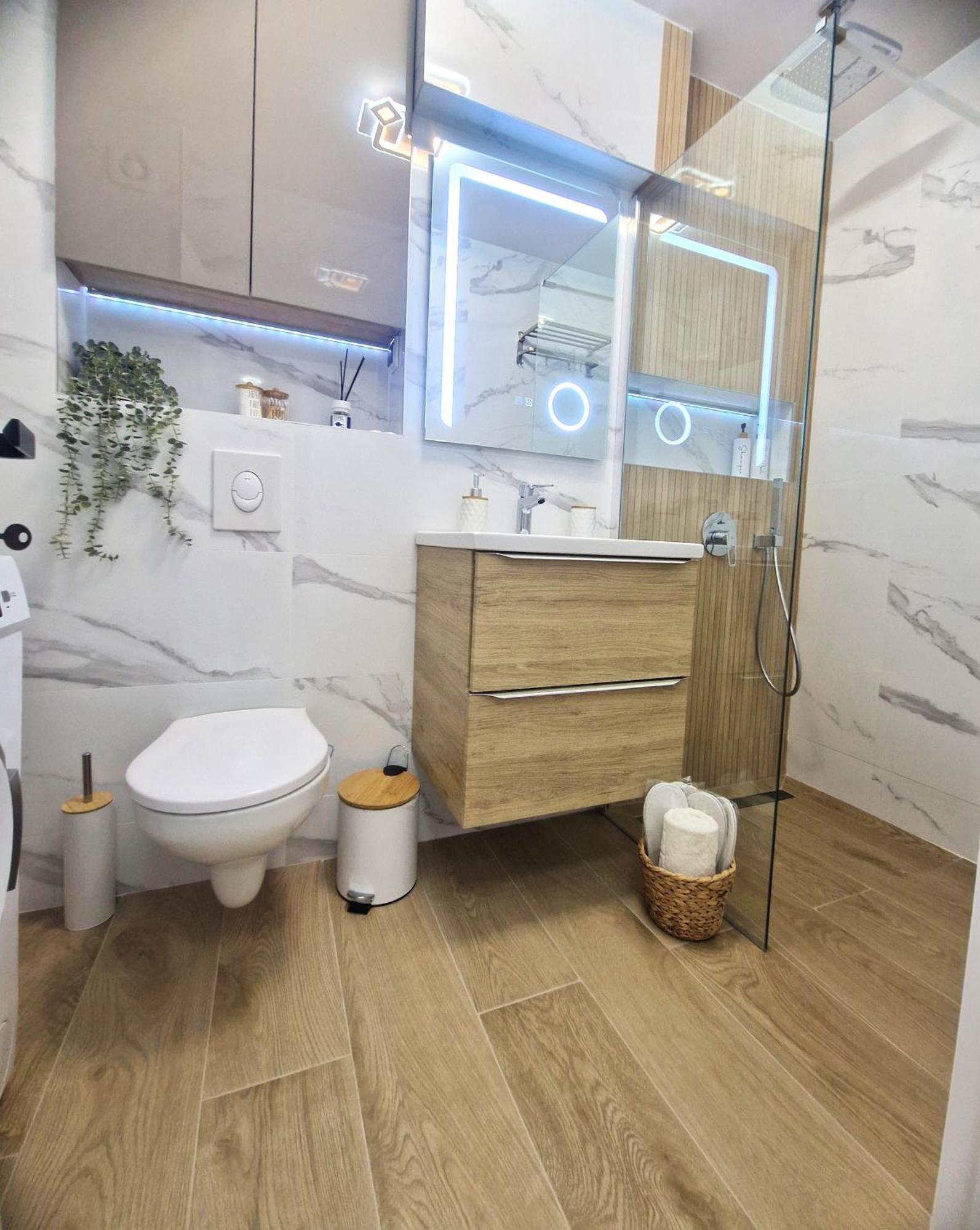 Ultracentral Luxury Apartament Curtea de Argeş Buitenkant foto